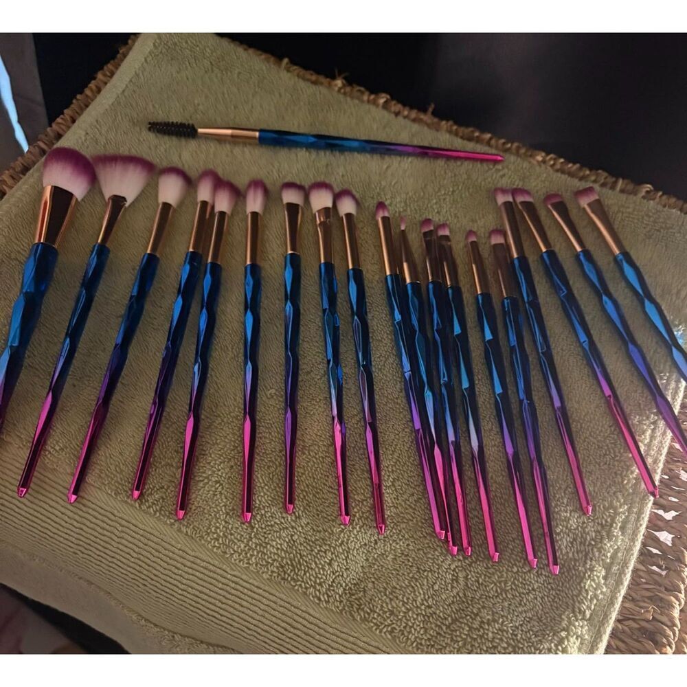 Kolight Pack of 20 Pieces Purple Cosmetic Makeup Brushes Sets